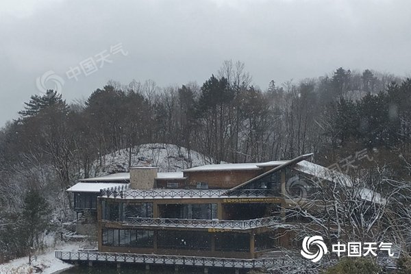 今日中东部雨雪继续 明日新冷空气接力气温持续低迷 